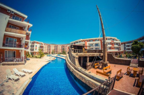 Гостиница GT Privilege Fort Beach Apartments  Бургас